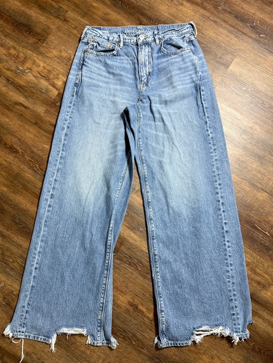 American Eagle Outfitters Denim - American Eagle | Super High Rise Baggy Wide Leg Jeans | Light Wash | 10 Regular